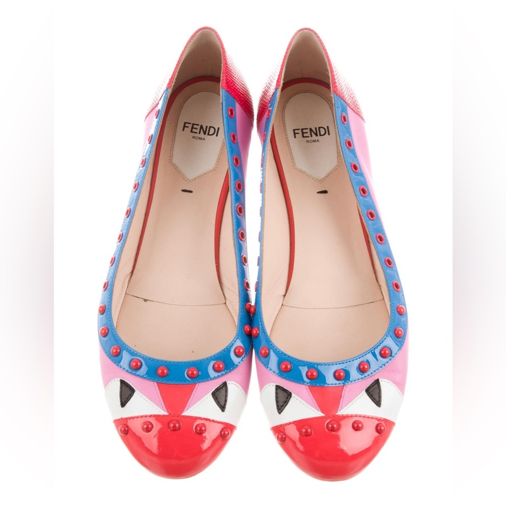 Fendi flats